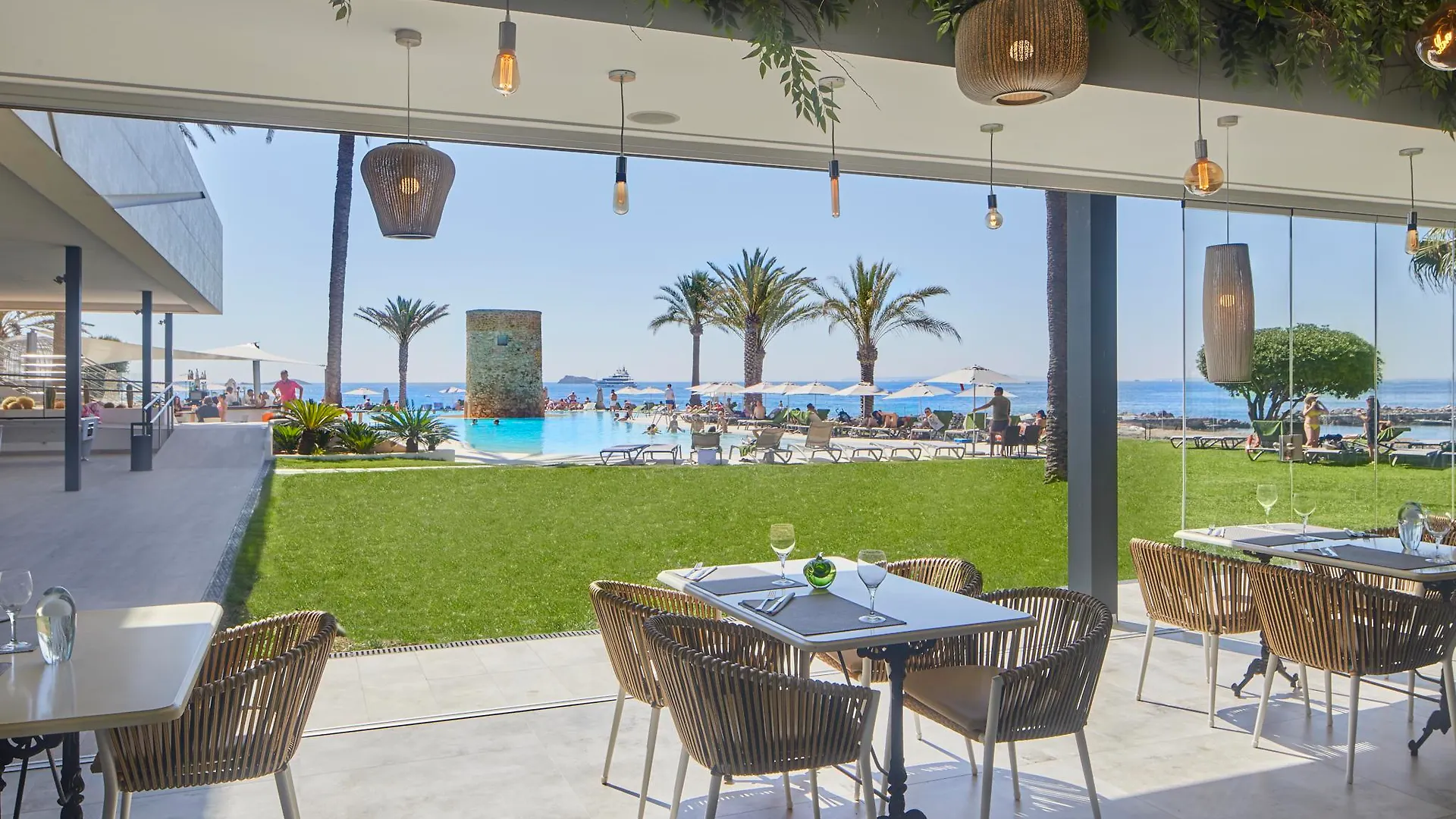 Hotel Torre Del Mar - Ibiza Playa d'en Bossa 4*,  Spain