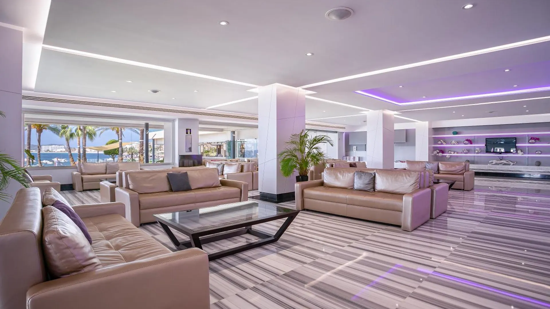 Hotel Torre Del Mar - Ibiza Playa d'en Bossa 4*,