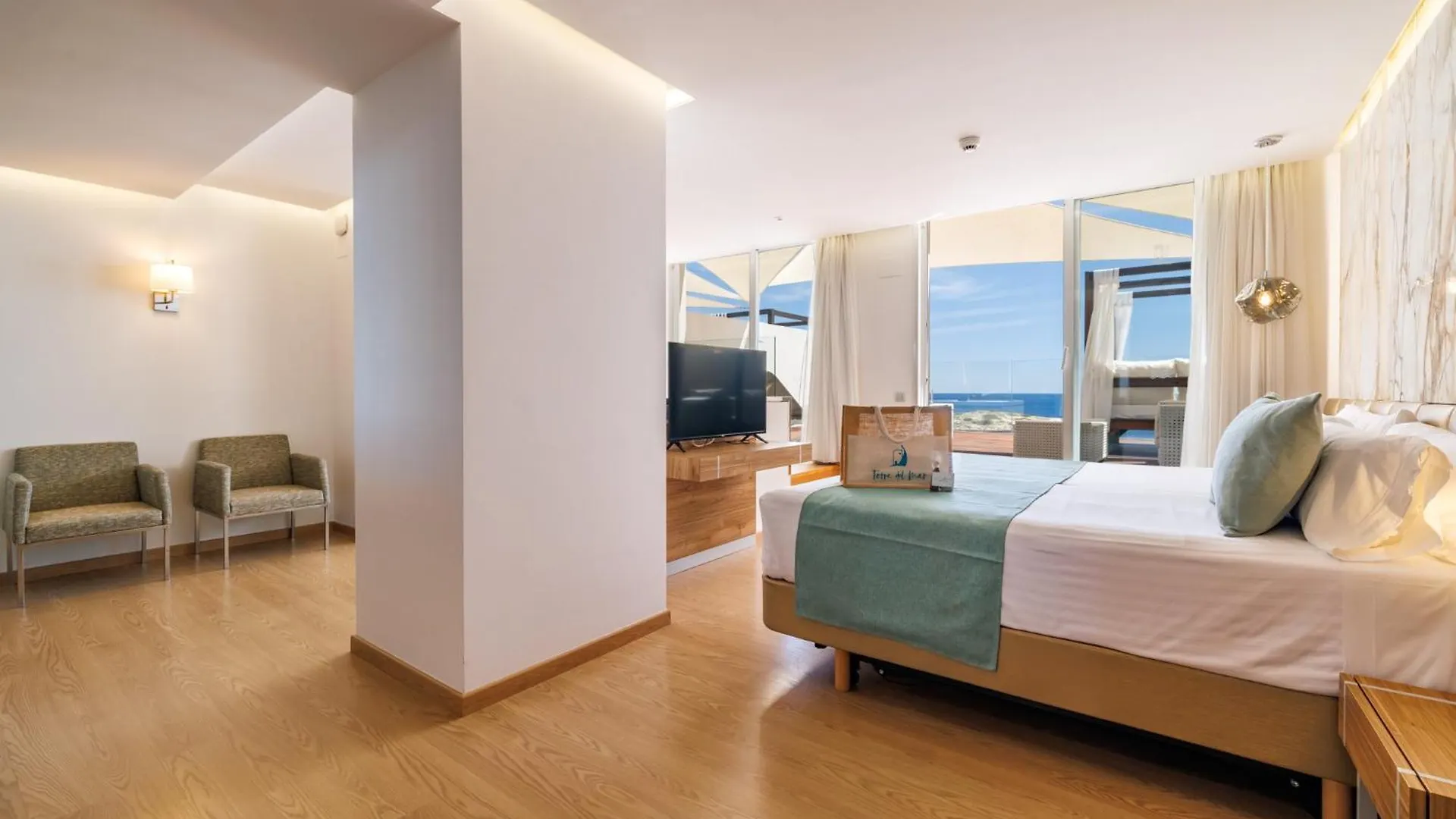 Hotel Torre Del Mar - Ibiza Playa d'en Bossa 4*,  Spain